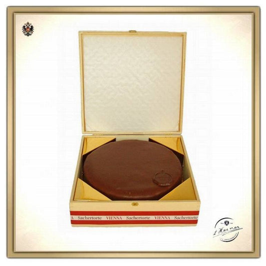 Wiener Sacher Torte im attraktiven Holzkistchen - Größe II
